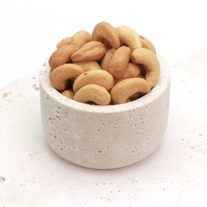 بادام هندی شور درشت ممتاز (180)