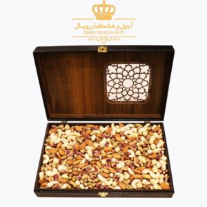 آجیل شیرین جعبه کادویی گیسو