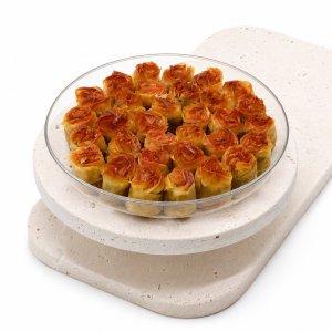 باقلوا گل متوسط