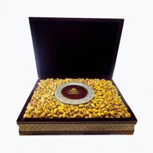 پسته اکبری فوق ممتاز باکس سلطنتی خاتم (1.300 گرم پسته با زعفران 5 مثقال)