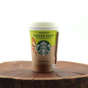 نوشیدنی استارباکس لیوانی با طعم بادام